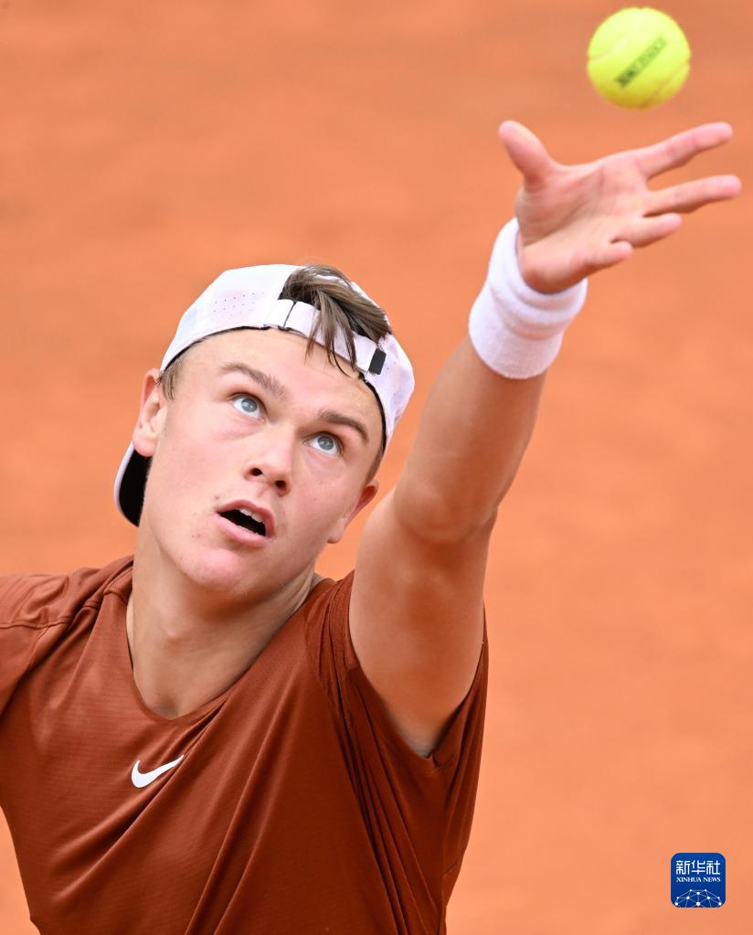 取得突破 取得突破