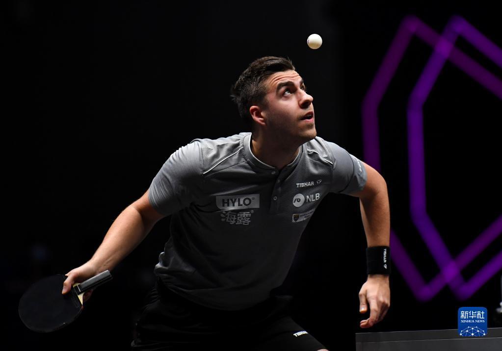 之下依旧坚 之下依旧坚